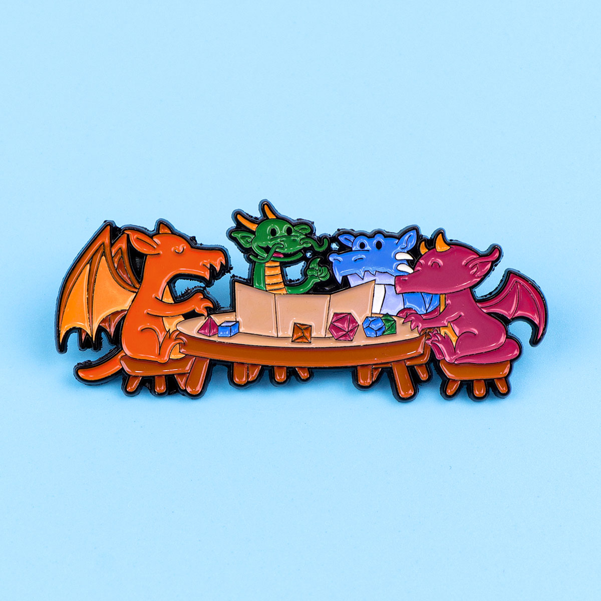 Game Dice Enamel Pin Dragon Ba - đánh giá và giá Tuxedo Lapel Pin